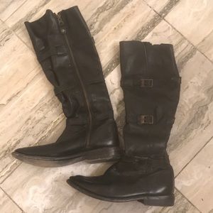Bedstu Black Boot